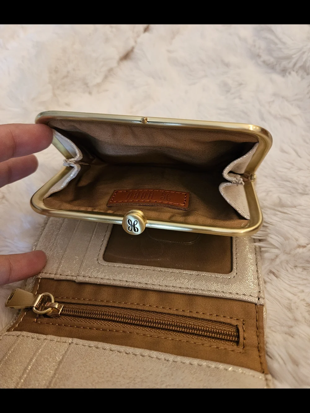HOBO☆Robin Compact Wallet - Sand Shimmer